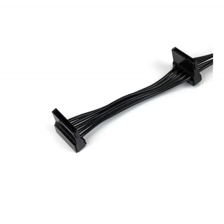 Cable Adaptador Startech 4x SATA de 40cm - Hembra SATA