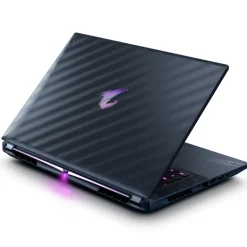 Portátil Gigabyte AORUS Master 16 BZHC6ESE64SP U9-275HX RTX 5090 32GB 1TB 16
