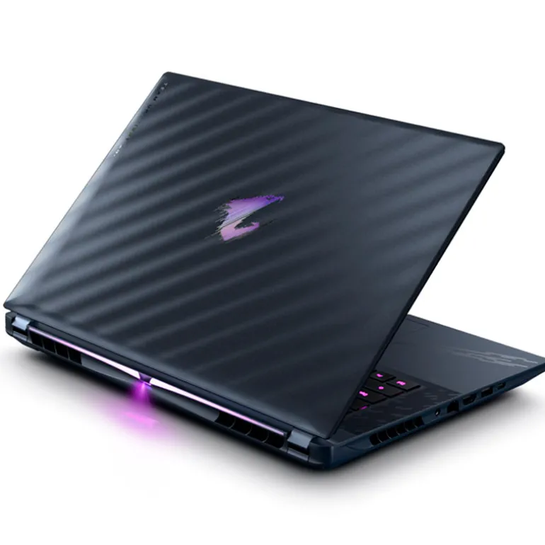 Portátil Gigabyte AORUS Master 16 BZHC6ESE64SP U9-275HX RTX 5090 32GB 1TB 16" W11P