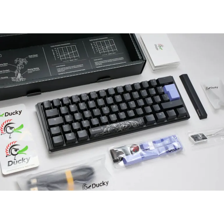 Teclado Ducky One 3 Classic Mini 60% Hot-Swap RGB MX-Blue Negro